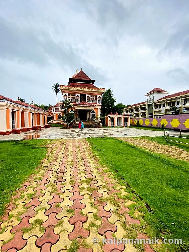 Red-roofed temple complex